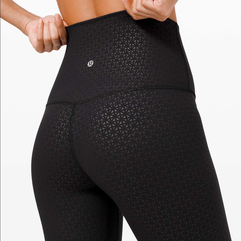 lululemon align pants in lattice emboss black
